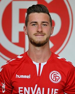 Niklas Schröder