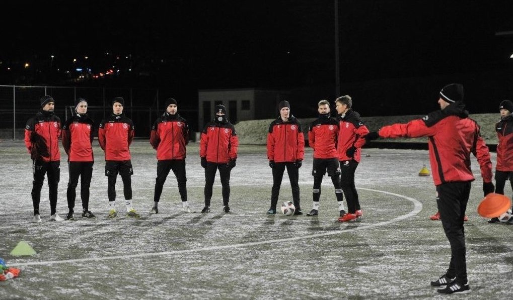 Der 1.FC Passau schwitzt in der Kälte